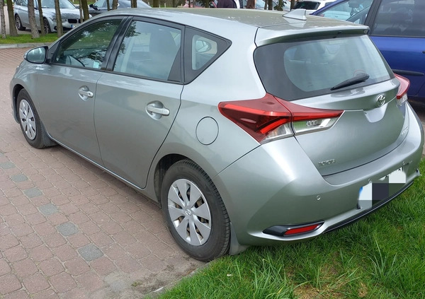 Toyota Auris cena 36500 przebieg: 226000, rok produkcji 2015 z Bytom Odrzański małe 92